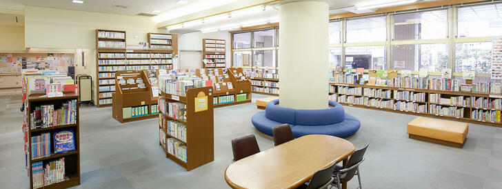 図書館　千代田区立神田まちかど図書館（図書館）まで317m