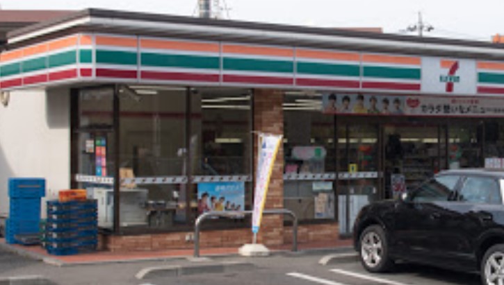 コンビニ　セブンイレブン 東恋ヶ窪3丁目店（コンビニ）まで502m