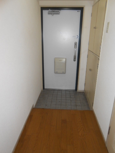 玄関　玄関　※前回募集時2016年6月の写真