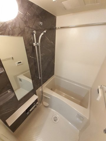 バス・シャワールーム　日々の暮らしに欠かせないお風呂です