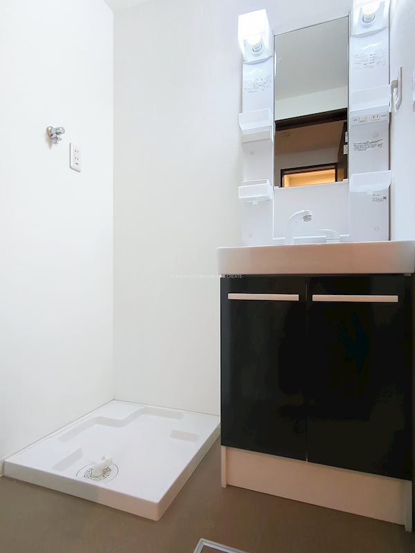 洗面設備　同社施工物件写真利用