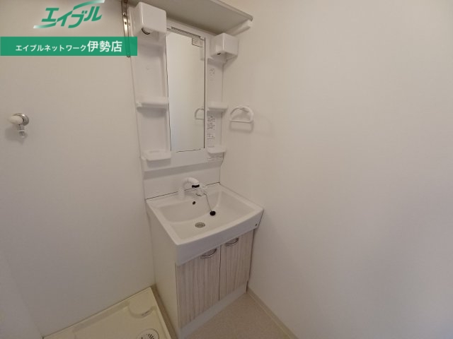 洗面設備　同型タイプの画像です