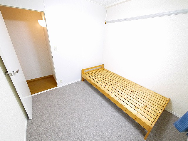 その他部屋・スペース　落ち着いて過ごせるお部屋なので、寝室にいかがでしょうか