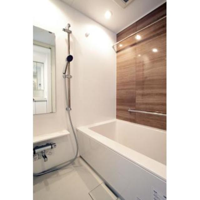 バス・シャワールーム　※写真は同タイプ住戸です。