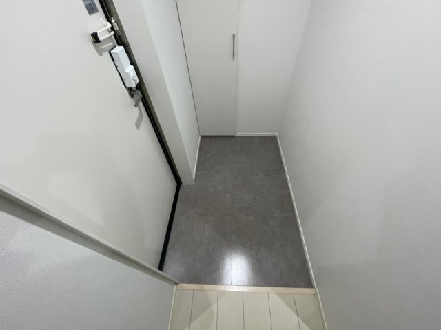 玄関　シャルムII