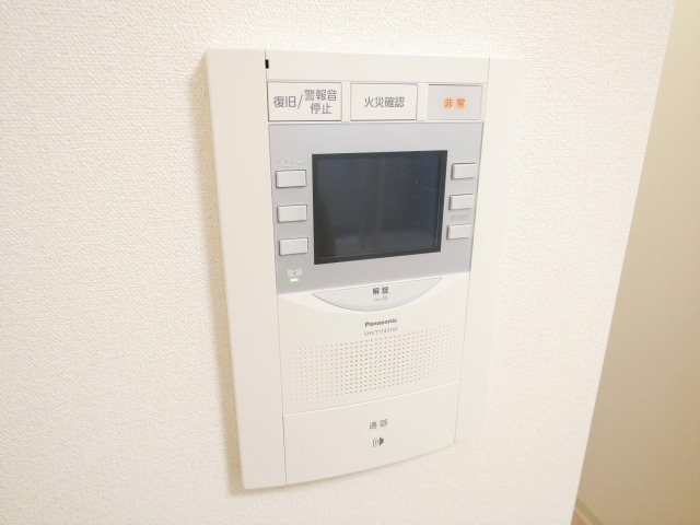 セキュリティ　モニター付きインターホンです