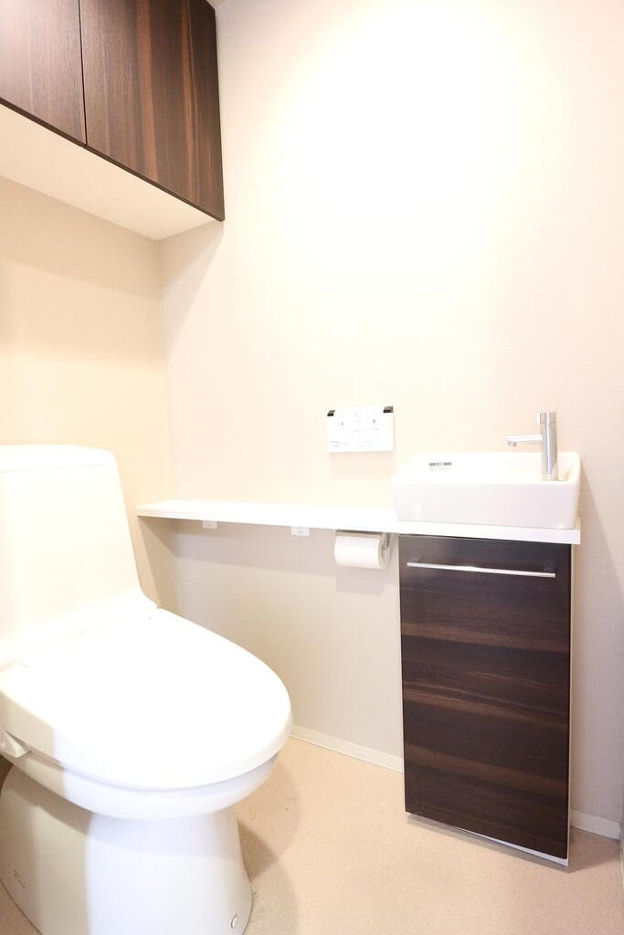 トイレ　※他部屋参考写真