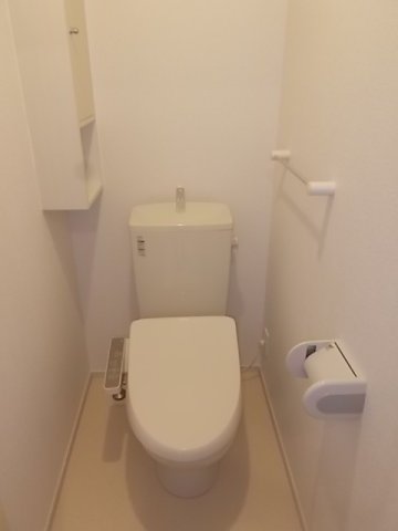 トイレ　シンプルで使いやすいトイレです