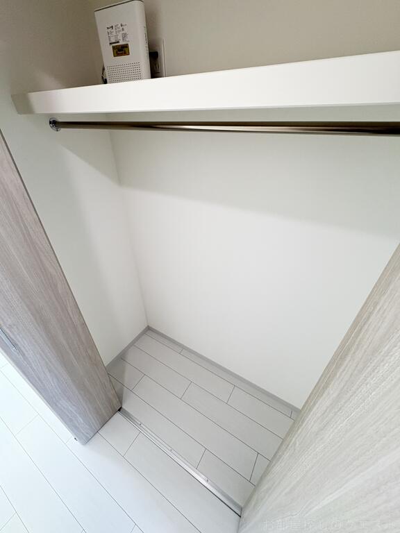 収納　（写真は同タイプ）