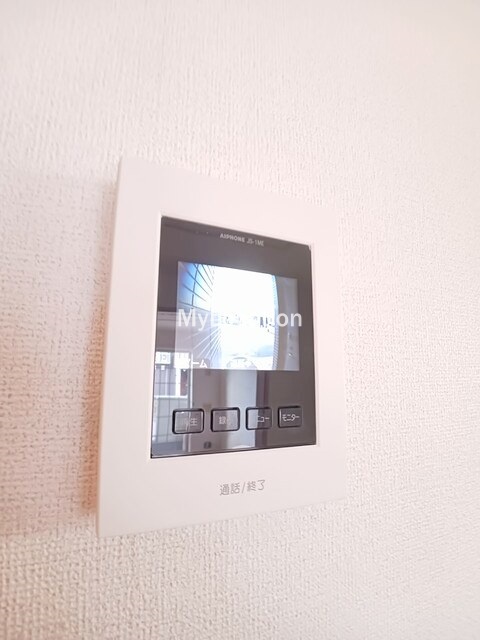 セキュリティ　☆モニター付きインターホンです☆