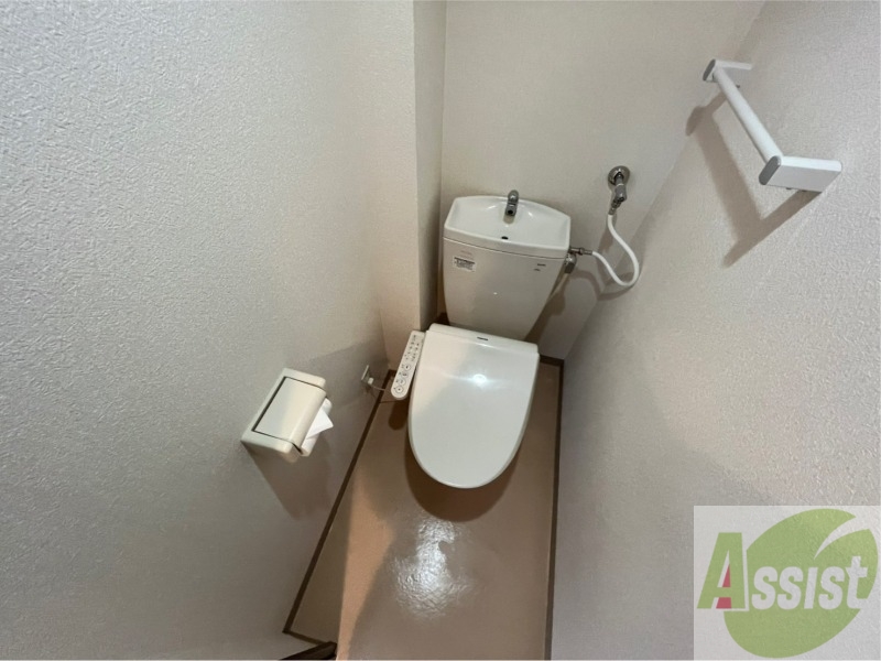 トイレ　トイレです。ウォシュレット付を探している方、おすすめです。