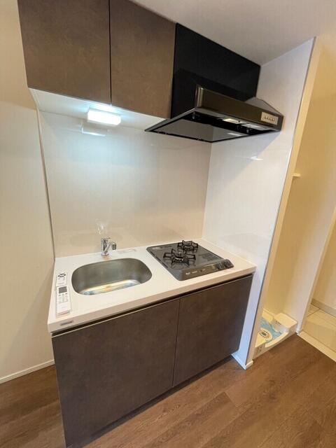 キッチン　同物件別部屋写真