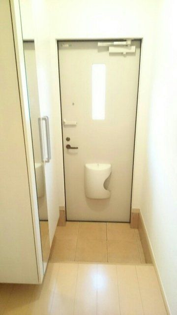 玄関　物件画像