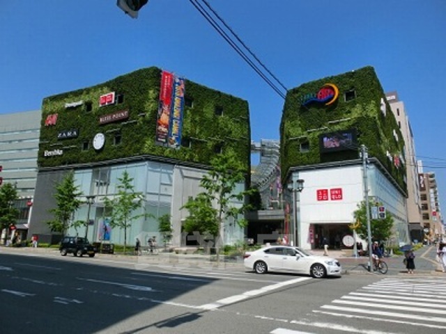 その他　ユニクロ　キャナルシティ博多店（その他）まで470m