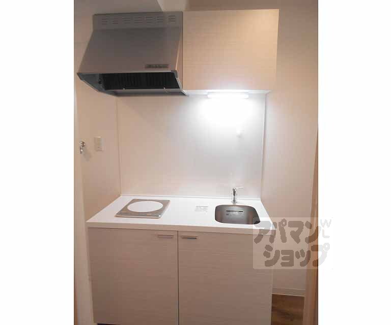 キッチン　清潔感のあるキッチンです。