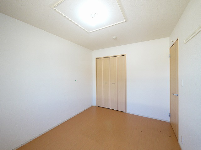 その他部屋・スペース　使い勝手のいい寝室です