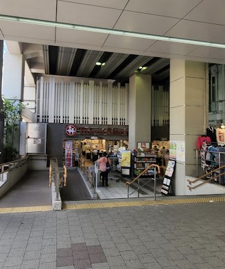 スーパー　東急ストア学芸大学店（スーパー）まで805m
