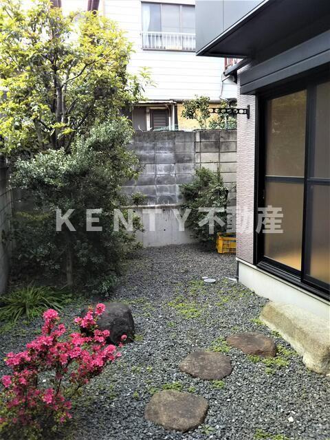 庭　たまにはお庭で休日を過ごしてみるのもよいかもしれません