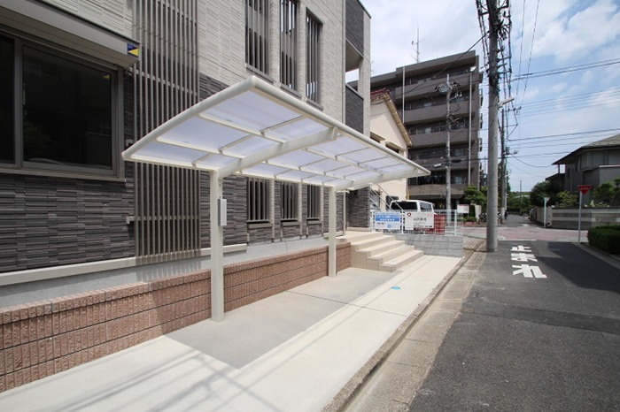 駐車場　駐輪場