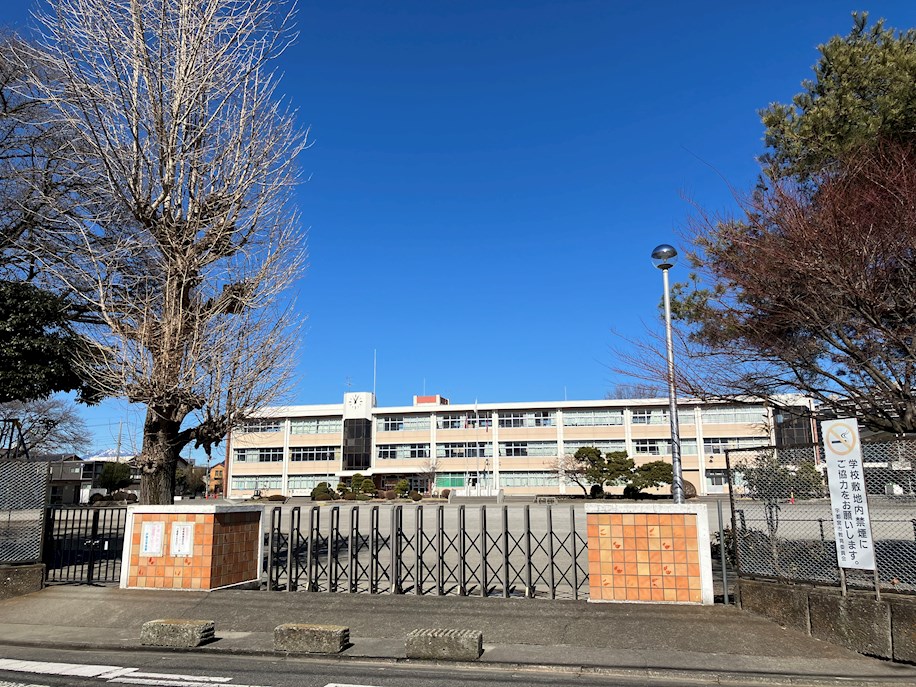 小学校　宇都宮市立戸祭小学校（小学校）まで743m