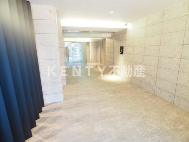 エントランス　清潔なエントランスです