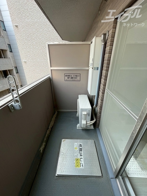 バルコニー　幅のあるバルコニーです！