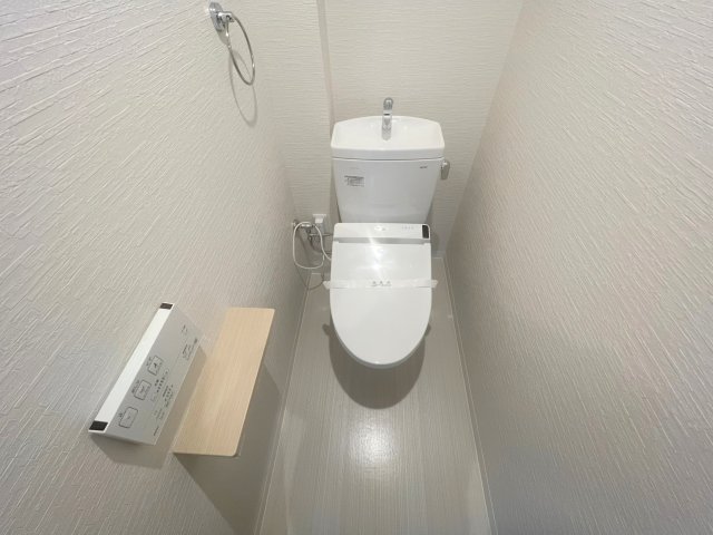 トイレ　清潔感のあるトイレは、誰もがリラックスできる空間です。