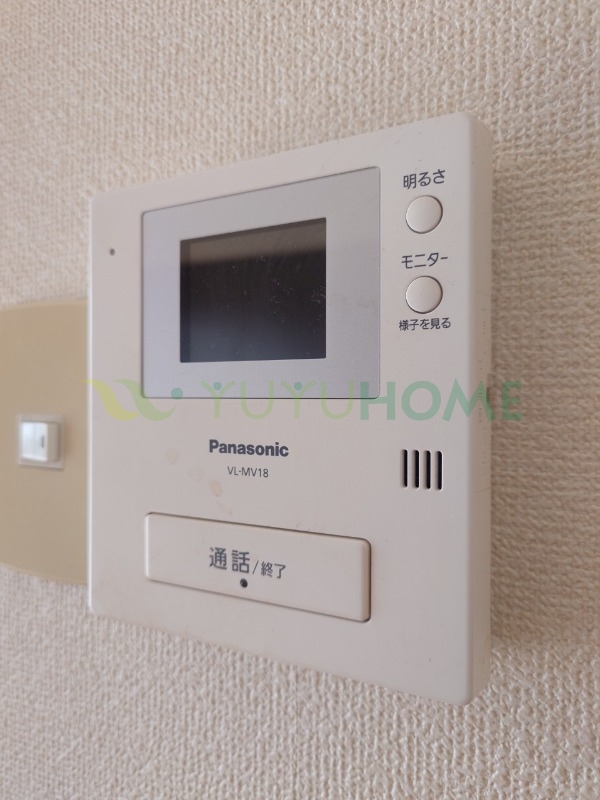 セキュリティ　同間取り反転タイプの別室写真