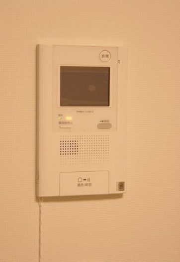 セキュリティ　☆安心のモニター付きインターホン☆