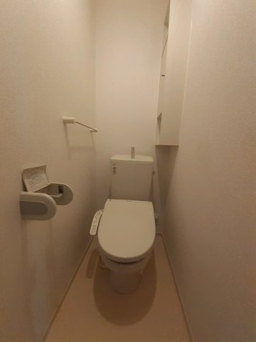 トイレ　トイレもきれいです