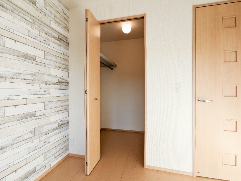 収納　図面と現状に相違がある場合には現状を優先