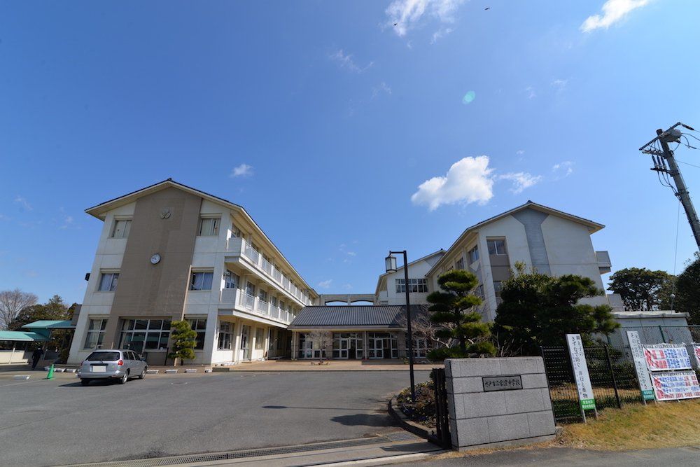 中学校　常澄中学校（中学校）まで2040m