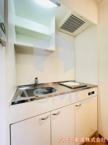 キッチン　同マンション別部屋　参考写真