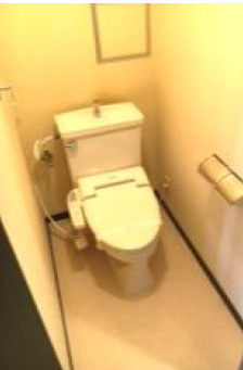 トイレ　参考写真（同物件別部屋）