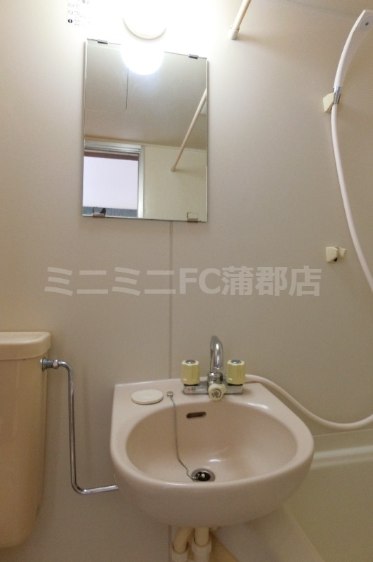洗面設備　同タイプ