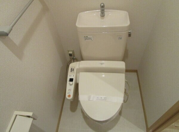 トイレ　図面と現状に相違がある場合には現状を優先