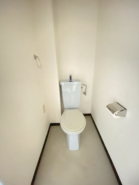 トイレ　シンプルで使いやすいトイレです