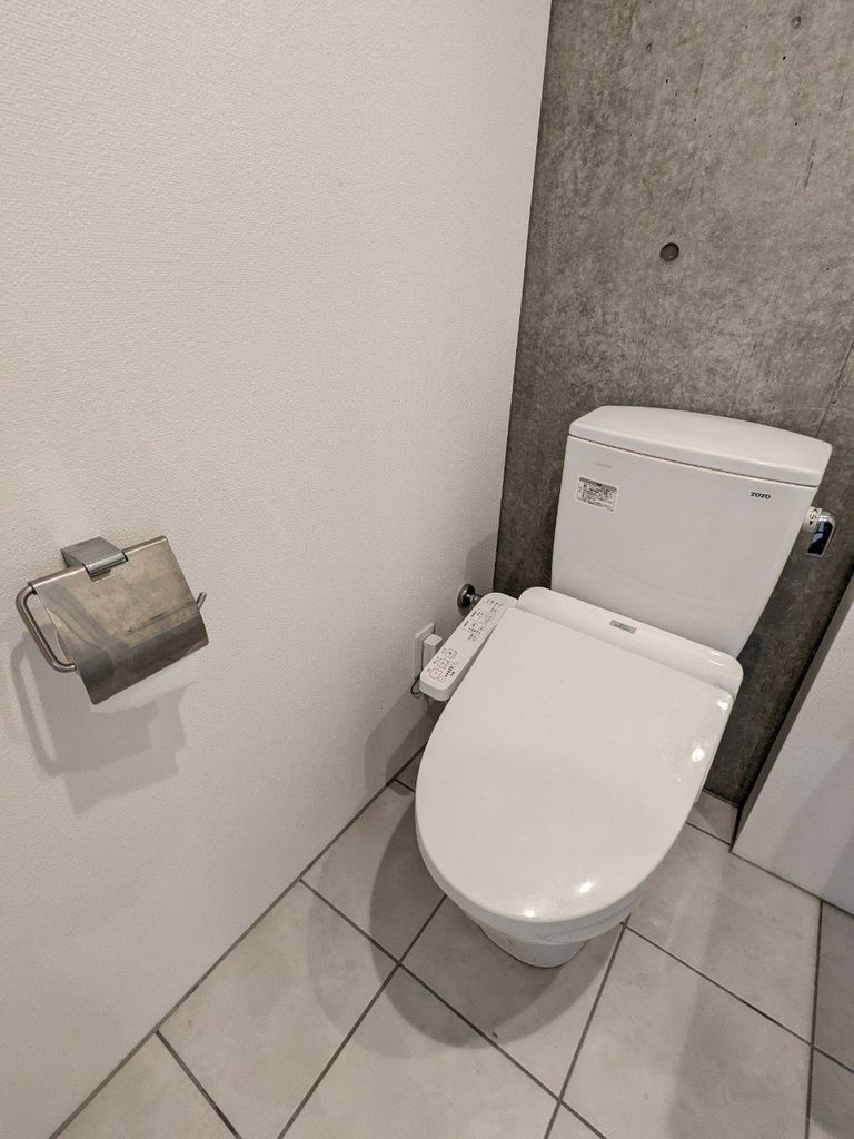 トイレ　トイレ