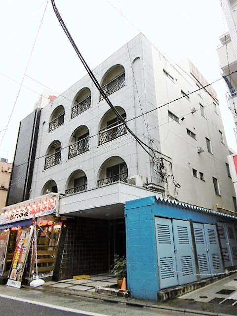 建物外観　お電話でお問い合わせ頂きますとスムーズに対応可能です＾＾