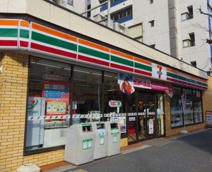 コンビニ　セブンイレブン江東森下1丁目店（コンビニ）まで245m