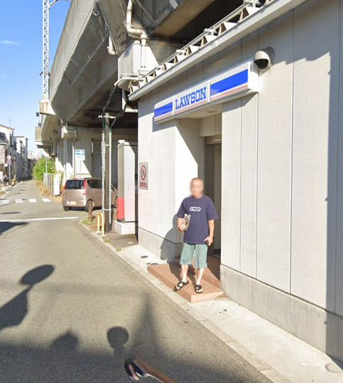 コンビニ　ローソン 尼崎西本町店（コンビニ）まで121m