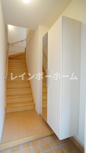 玄関　落ち着いた玄関です