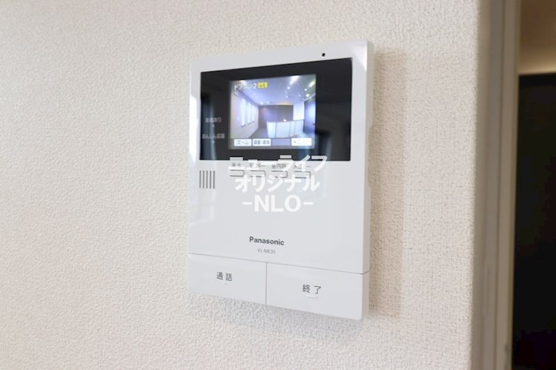 セキュリティ　事前に訪問者を目視してから対応できるTVモニターホン付☆