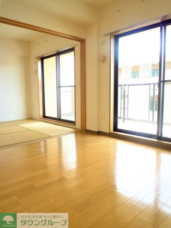 居室・リビング　同タイプ別部屋写真