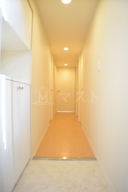 玄関　シンプルな玄関