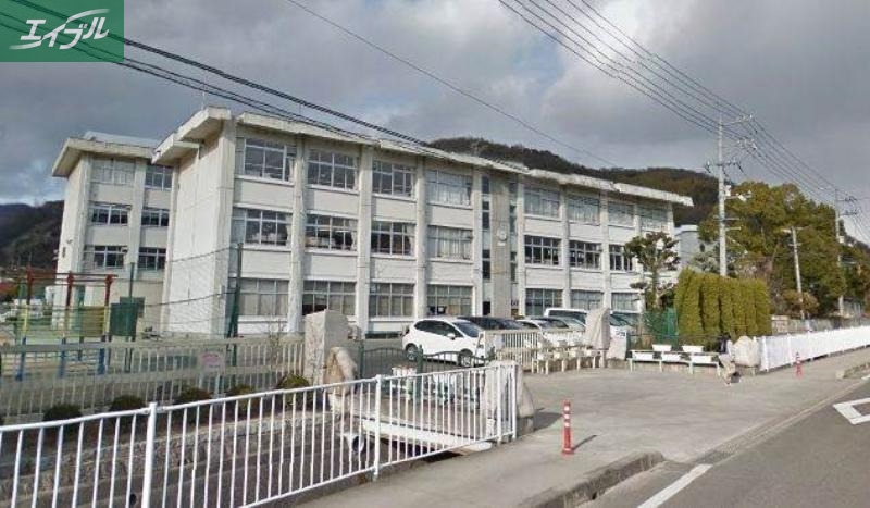 小学校　岡山市立牧石小学校（小学校）まで1356m