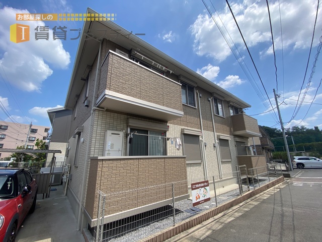 建物外観　洗濯物も良く乾きそうですね。
