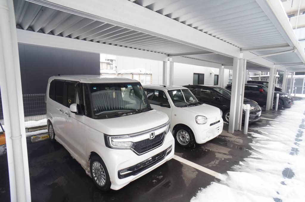 駐車場　駐車場