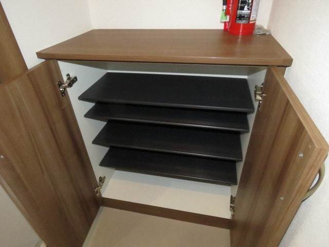 その他設備　下駄箱