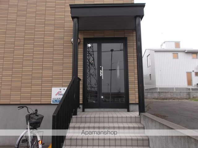 エントランス　エントランス